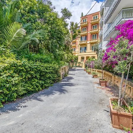 Apartament Vibrant In With Beach Nearby San Remo